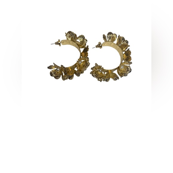 House of Harlow 1960 Flower gold tone hoop earrings with pearls - Picture 4 of 7